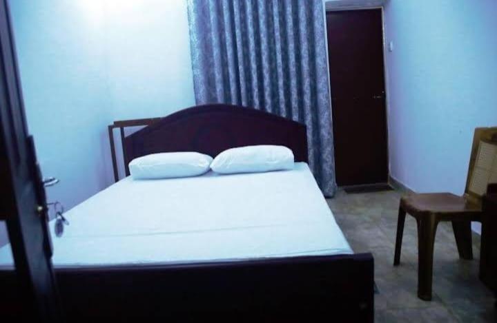 Salmanel Resort Ratnapura Buitenkant foto