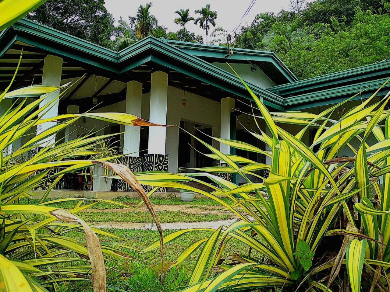 Salmanel Resort Ratnapura Buitenkant foto